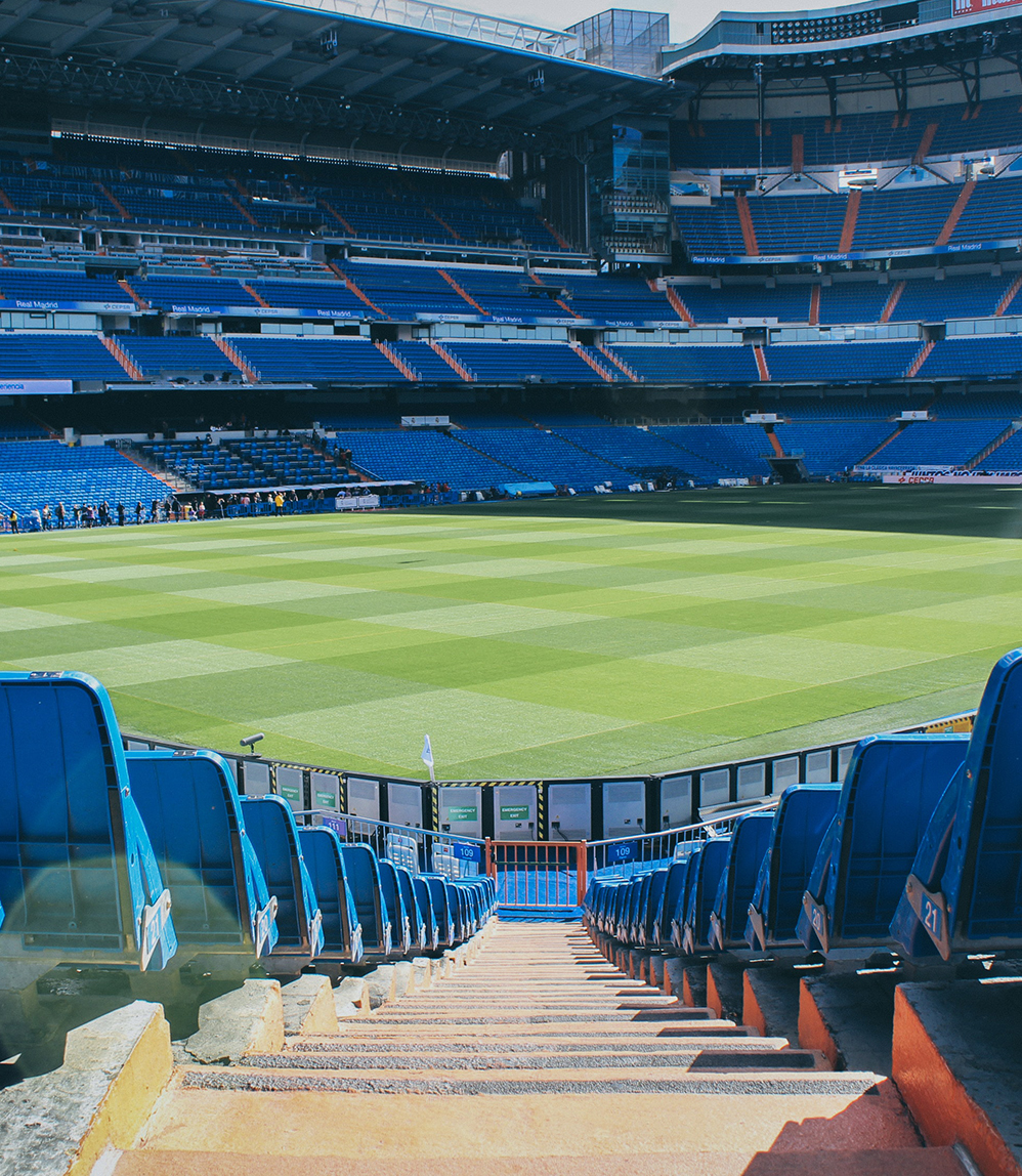 Sports & Entertainment